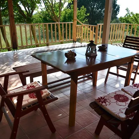 Aliki Casa de Férias *